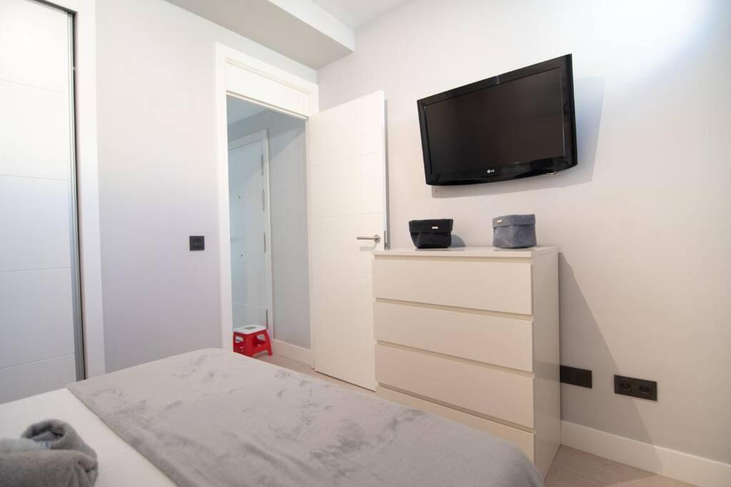 For You Rentals Beautiful Apartment Temporal Santiago Bernabeu Jmc5 Madrid Exterior foto